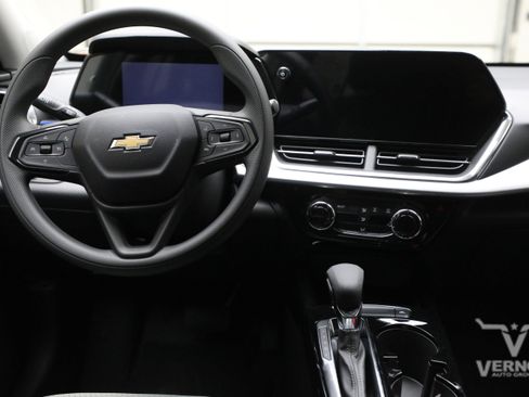 New 2026 Chevrolet Trax LT FWD image 20