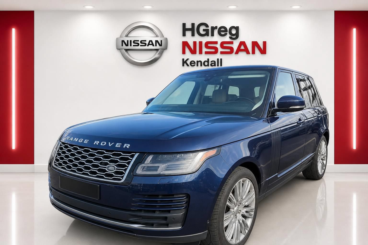 Used 2019 Land Rover Range Rover HSE AWD/4WD image 3