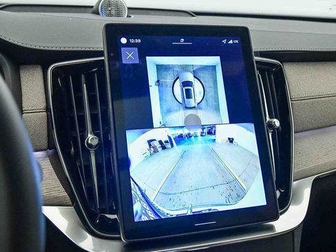 New 2026 Volvo XC90 T8 Ultra w/ Protection Package Premier image 30