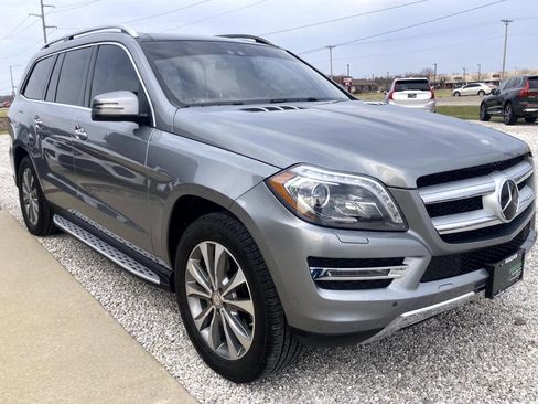 Used 2016 Mercedes-Benz GL 320 BlueTEC 4MATIC image 5