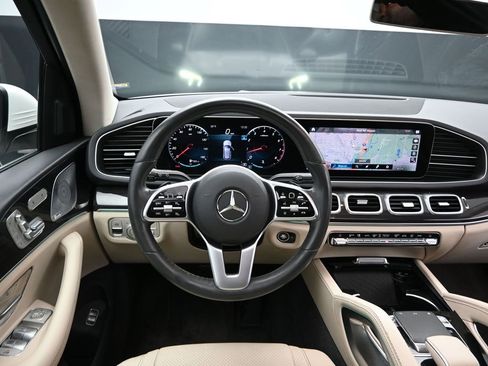 Used 2020 Mercedes-Benz GLE 350 4MATIC image 29