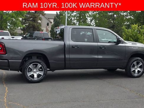 New 2026 RAM 1500 Express AWD/4WD image 9