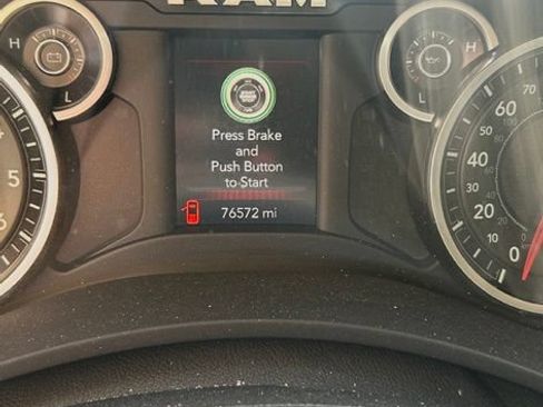 Used 2019 RAM 2500 Tradesman AWD/4WD image 8