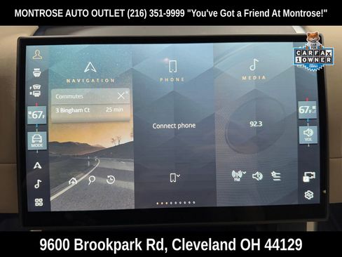 Used 2025 Land Rover Discovery Sport S image 25