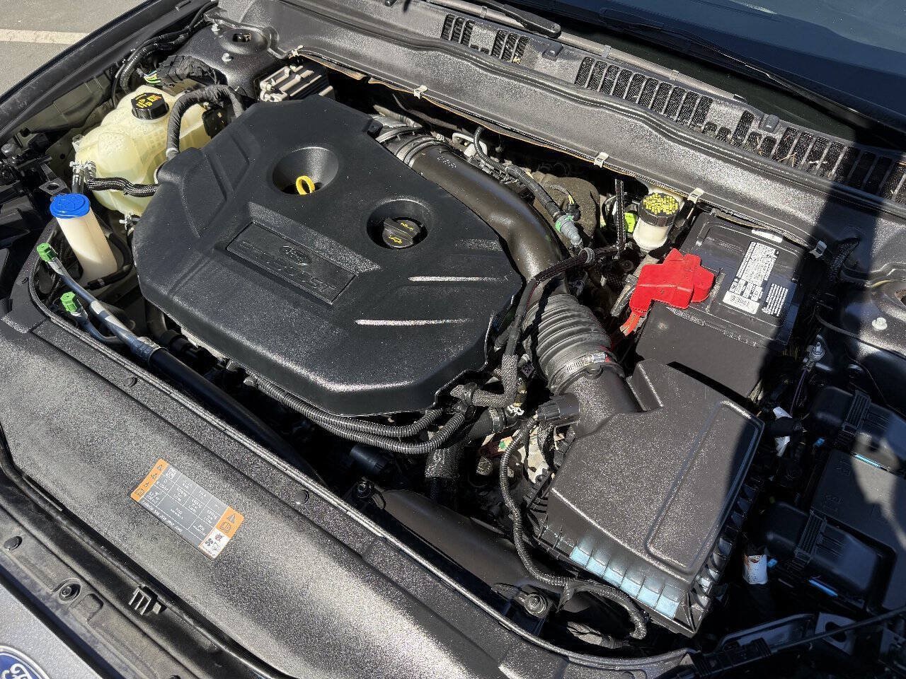 Used 2017 Ford Fusion Titanium FWD image 17