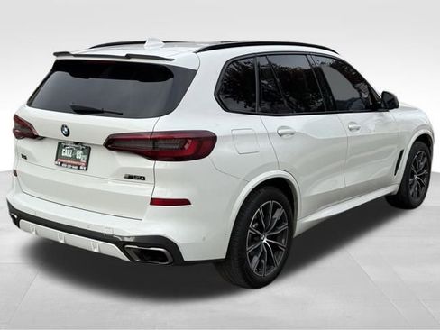 Used 2021 BMW X5 M50i w/ Premium Package image 6
