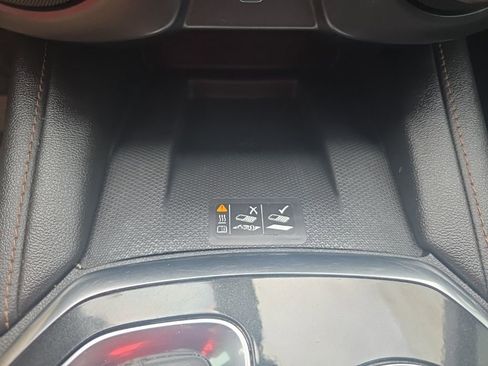 Used 2023 Chevrolet Blazer Premier w/ Driver Confidence II Package image 21