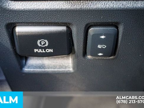 Used 2024 Ford F150 Platinum image 46