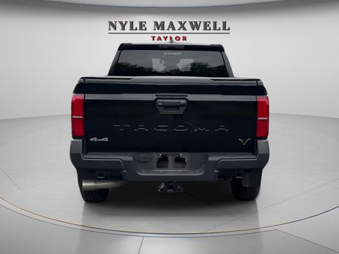 Used 2024 Toyota Tacoma SR AWD/4WD image 12