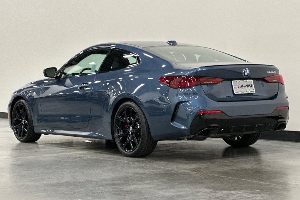 Used 2026 BMW M440i Coupe w/ Parking Assistance Package RWD image 6