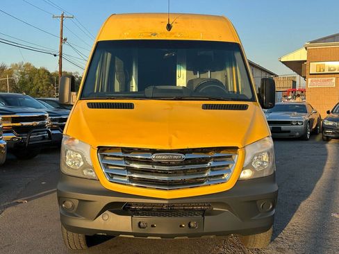 Used 2014 Freightliner Sprinter 2500 image 2