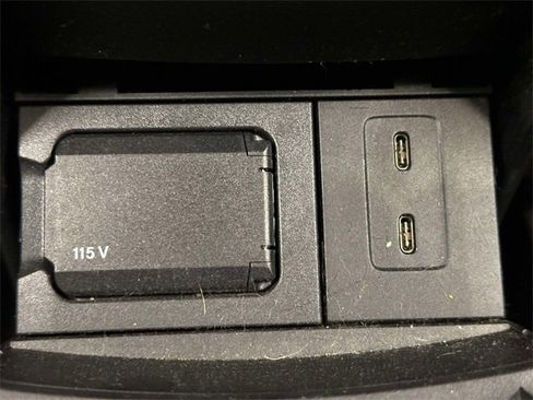 Certified 2022 Mercedes-Benz GLA 250 4MATIC image 10