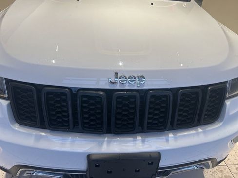 Used 2020 Jeep Grand Cherokee Limited image 21