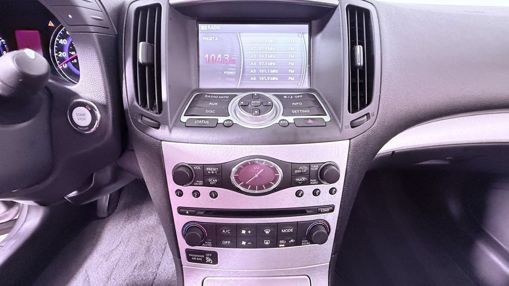 Used 2009 INFINITI G37 x Sedan w/ Premium Pkg AWD/4WD image 12