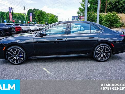 Used 2023 BMW 760i xDrive AWD/4WD image 6
