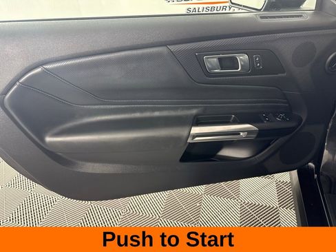 Used 2024 Ford Mustang GT Premium image 9