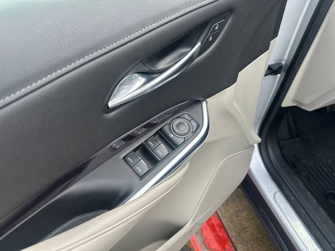 Used 2021 Cadillac XT4 Luxury image 11