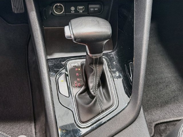 Used 2017 Kia Niro Touring FWD image 18