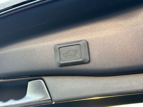 Used 2025 Toyota RAV4 XLE image 24