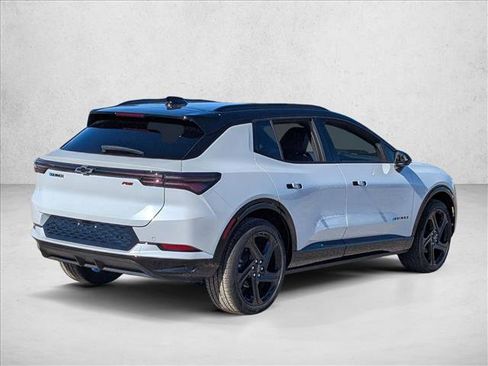 New 2026 Chevrolet Equinox EV RS image 2