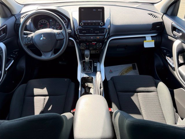 Used 2024 Mitsubishi Eclipse Cross LE AWD/4WD image 30
