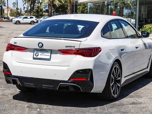 New 2026 BMW i4 eDrive40 w/ M Sport Package RWD image 6