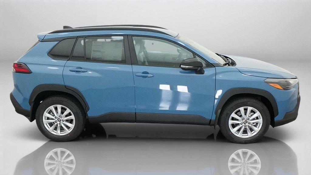 New 2026 Toyota Corolla Cross LE FWD image 14