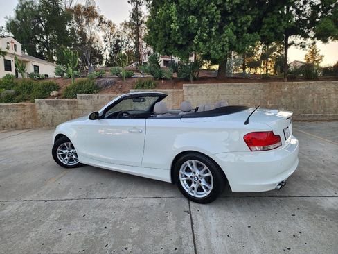 Used 2008 BMW 128i Convertible RWD image 6