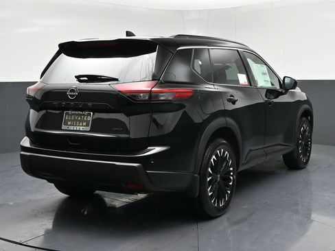 New 2026 Nissan Rogue SV image 4