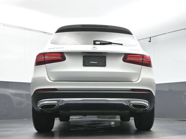 Used 2017 Mercedes-Benz GLC 300 4MATIC image 38