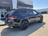 Used 2023 Volkswagen Atlas SE w/ Panoramic Sunroof Package image 3