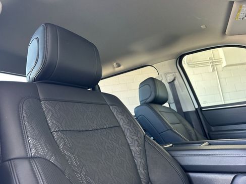 Used 2023 Toyota Tundra Limited w/ TRD Off-Road Package AWD/4WD image 15