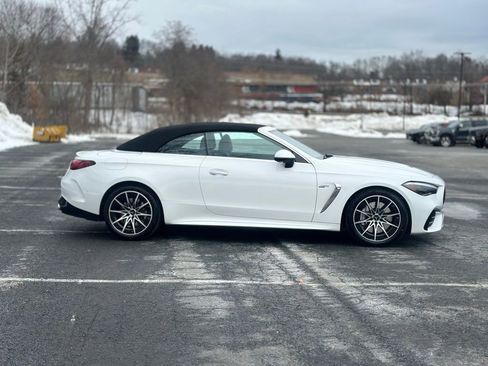 Used 2025 Mercedes-Benz CLE 53 AMG 4MATIC Cabriolet image 9
