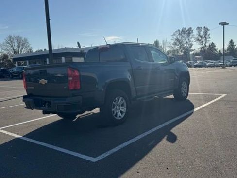 Used 2017 Chevrolet Colorado LT w/ LT Convenience Package image 9