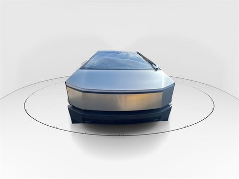 Used 2024 Tesla Cybertruck AWD Crew Cab image 3