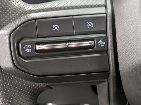 Used 2025 Chevrolet Colorado Trail Boss AWD/4WD image 18