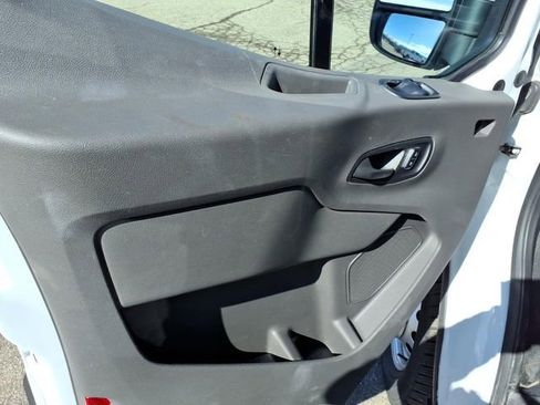 Certified 2024 Ford Transit 250 Low Roof AWD w/ Exterior Upgrade Package image 12