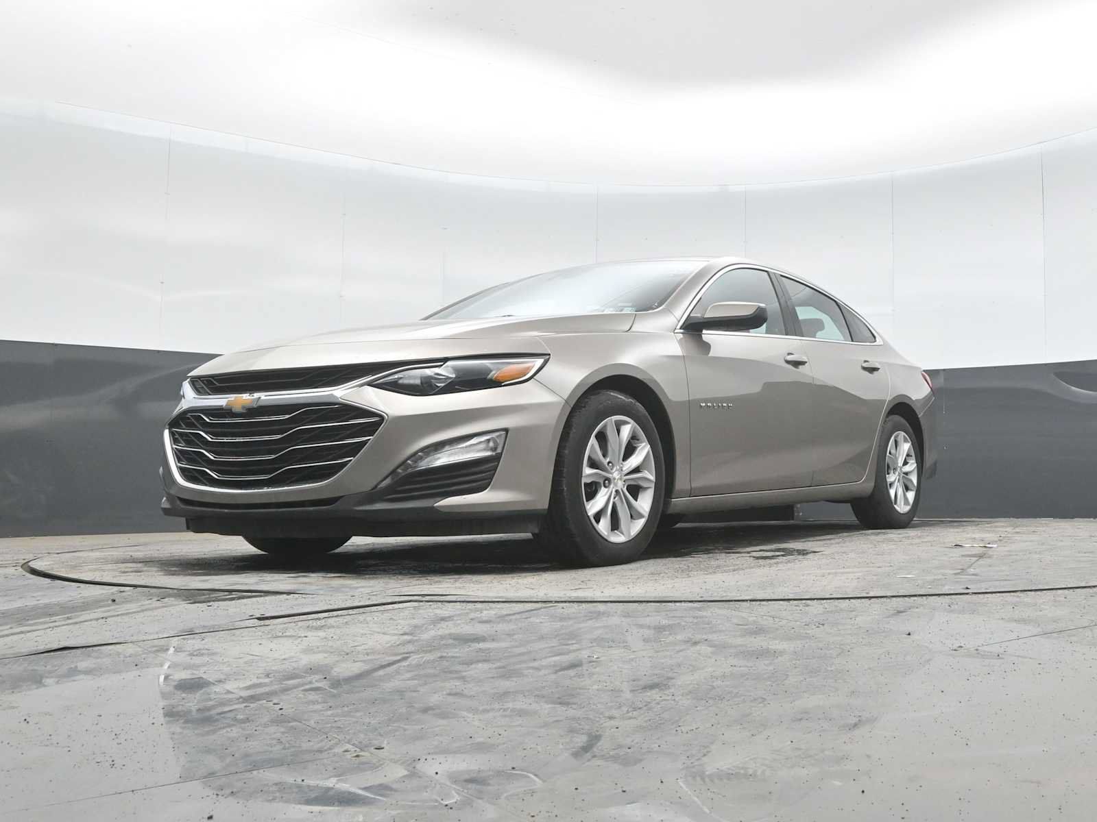Used 2025 Chevrolet Malibu LT FWD image 26
