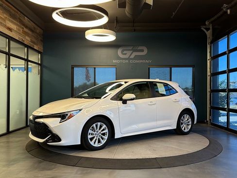 Used 2023 Toyota Corolla SE image 7