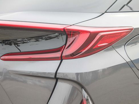 Used 2019 Toyota Prius Prime Plus image 10