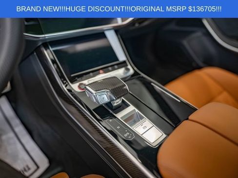 Used 2025 Audi S8 AWD/4WD image 18