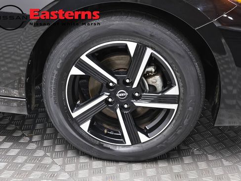 Used 2024 Nissan Sentra SV FWD image 30