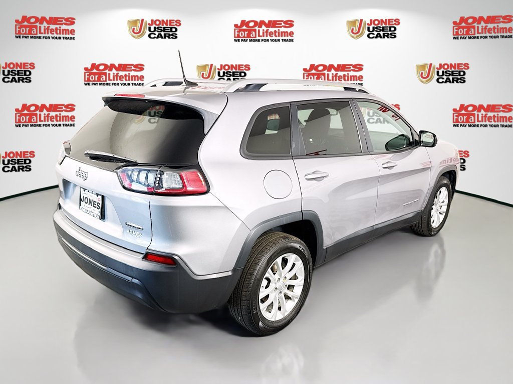 Used 2021 Jeep Cherokee Latitude FWD image 15