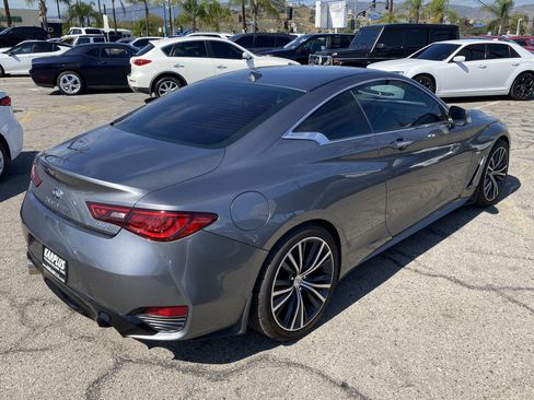 Used 2018 INFINITI Q60 3.0t Luxe image 8