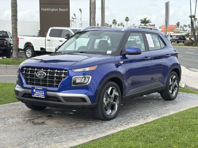 Used 2023 Hyundai Venue SEL w/ Cargo Package