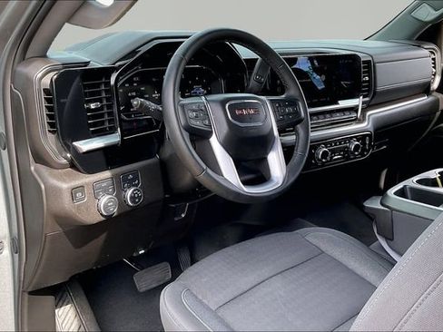 Used 2024 GMC Sierra 1500 Elevation AWD/4WD image 12