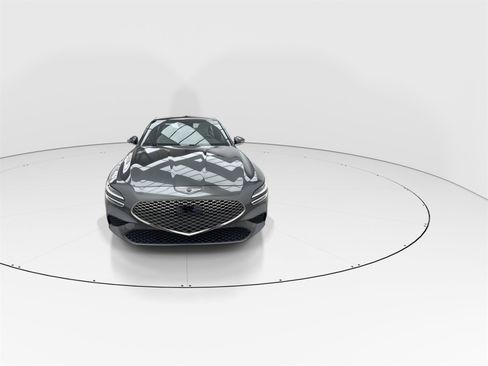 Used 2024 Genesis G70 2.5T image 4