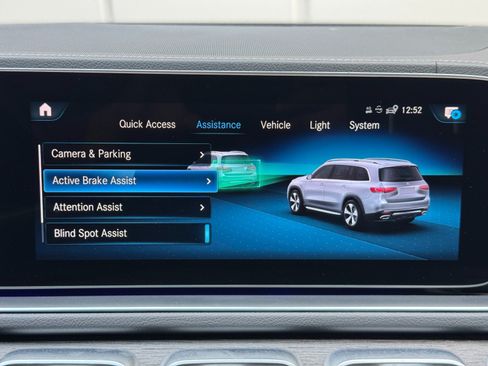Used 2022 Mercedes-Benz GLS 450 4MATIC w/ Warmth & Comfort Package image 30