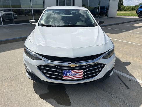 Used 2020 Chevrolet Malibu LS FWD image 6