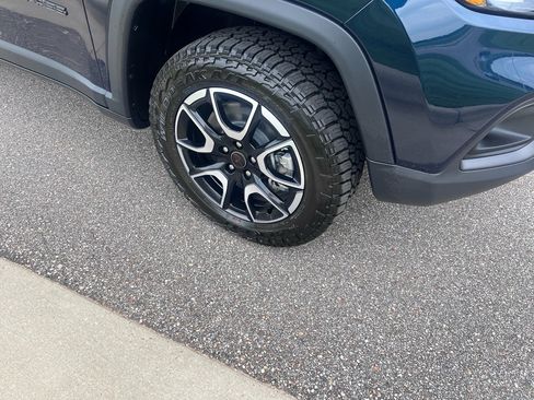 New 2026 Jeep Compass Trailhawk AWD/4WD image 2